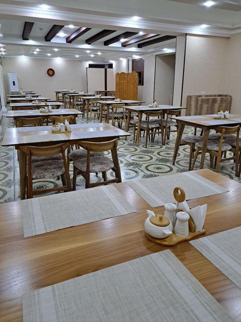 Caravan Plaza Inn Boutique Buhara Kültér fotó